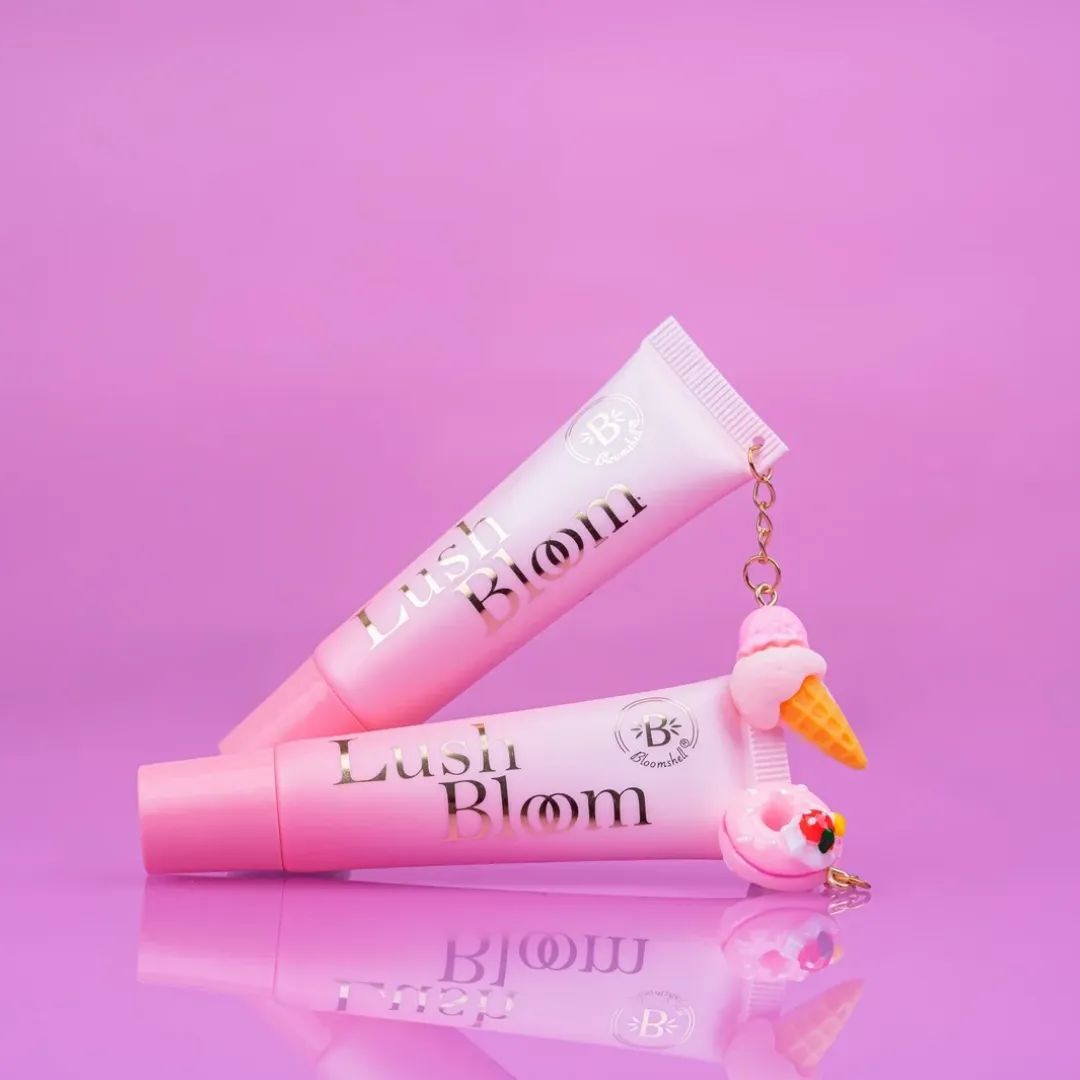 BRILLO GLOSS LUSH BLOOM LLAVERITO CONO PASTEL BLOOMSHELL